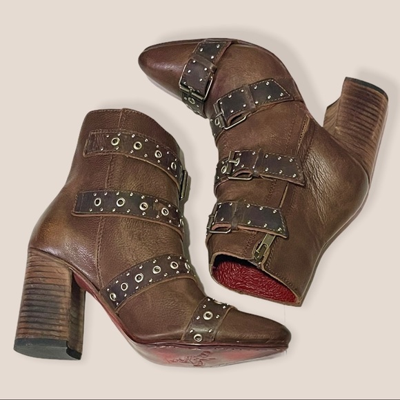 New! FREEBIRD “JOUST” Brown Leather Bootie - Picture 2 of 13